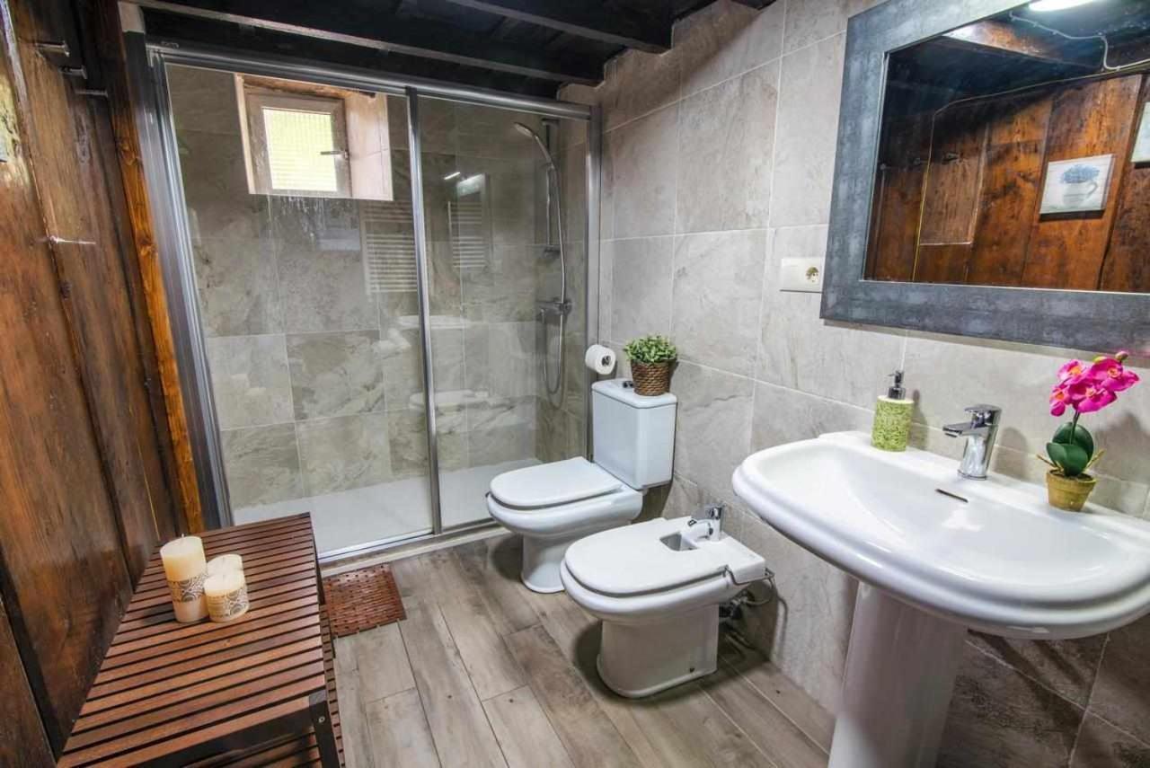 Orelleiru Casa Rural La Carrozal Senda Del Oso المظهر الخارجي الصورة