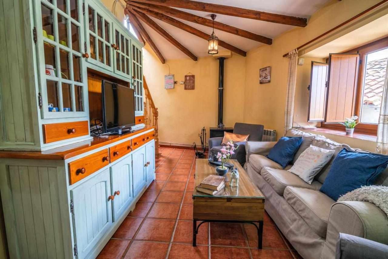 Orelleiru Casa Rural La Carrozal Senda Del Oso المظهر الخارجي الصورة
